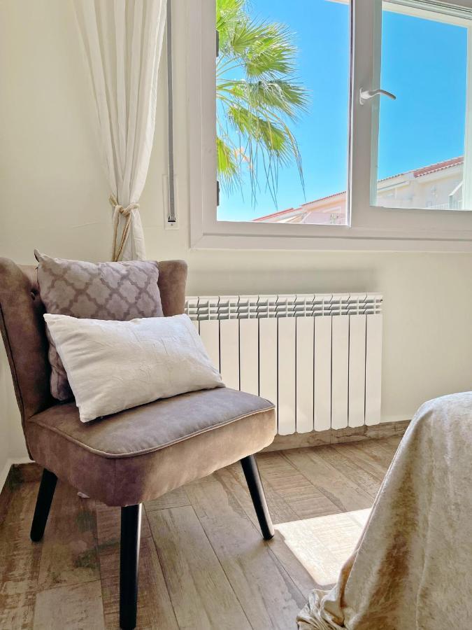 Cheerful Townhouse Center Sitges 5 Bedrooms Pool And Terrace Buitenkant foto
